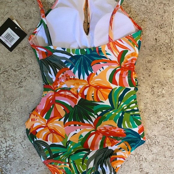 Ellen Tracy Swim Ellen Tracy Monstera Plant Print One Piece Bathing